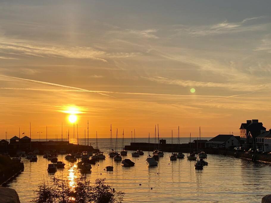 Aberaeron Island House - Panoramic Harbour Views Villa Luaran gambar